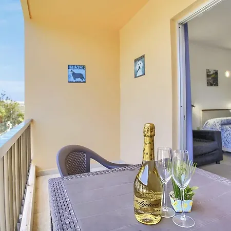 Eldorado In Playa De Americas Near The Apartament *